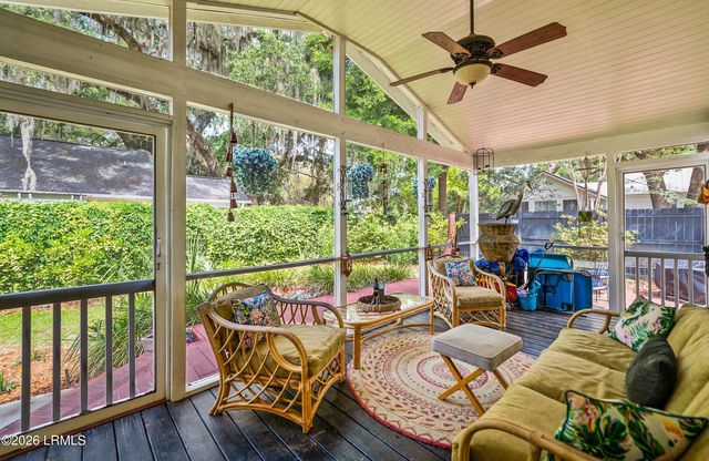 510 Ribaut Road, Beaufort, SC 29902