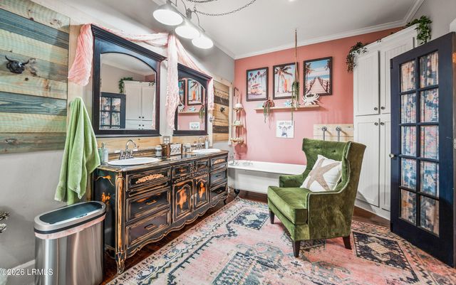 510 Ribaut Road, Beaufort, SC 29902