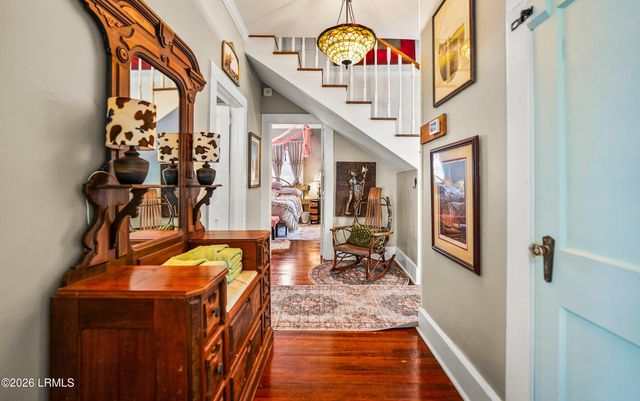 510 Ribaut Road, Beaufort, SC 29902