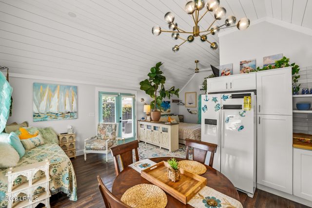 510 Ribaut Road, Beaufort, SC 29902