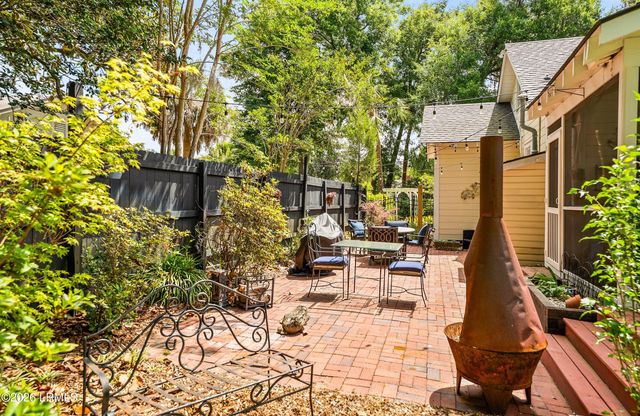510 Ribaut Road, Beaufort, SC 29902