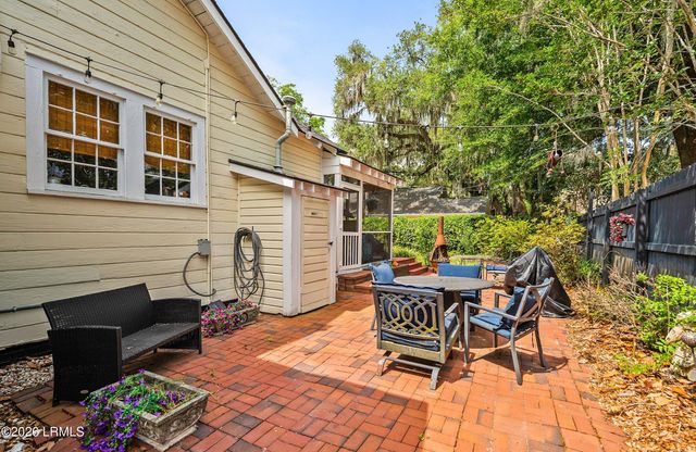 510 Ribaut Road, Beaufort, SC 29902