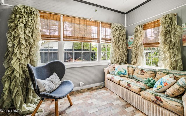 510 Ribaut Road, Beaufort, SC 29902