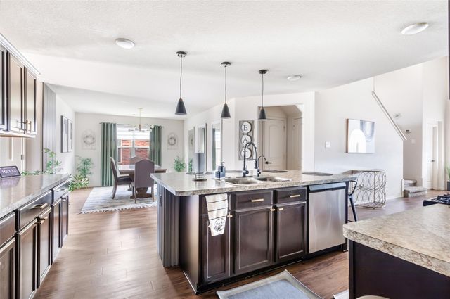 1349 Lariat Ridge Trail, Houston, TX 77049