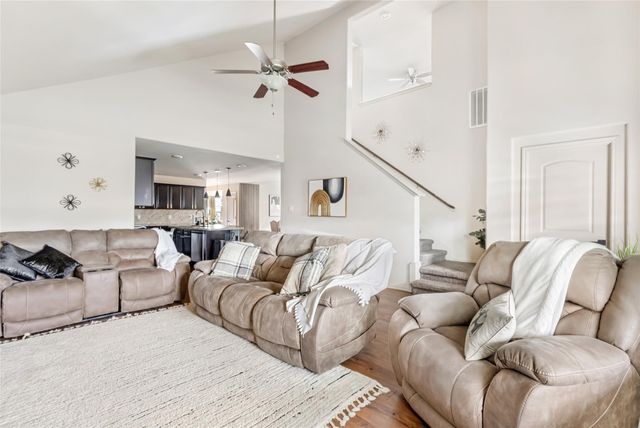 1349 Lariat Ridge Trail, Houston, TX 77049