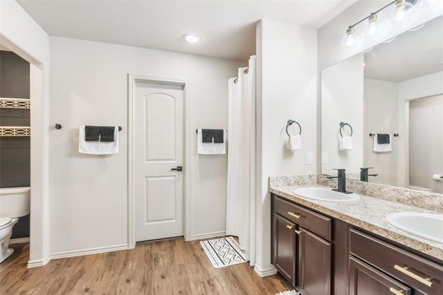 1349 Lariat Ridge Trail, Houston, TX 77049