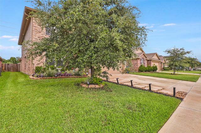 1349 Lariat Ridge Trail, Houston, TX 77049