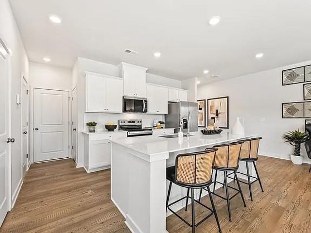 7508 Clover Lane, Flowery Branch, GA 30542