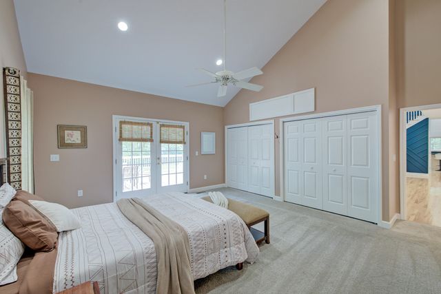 132 Cherrywood Drive, Summerville, SC 29483