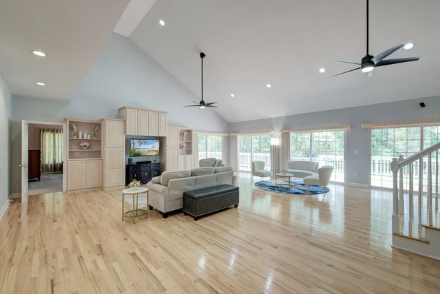 132 Cherrywood Drive, Summerville, SC 29483
