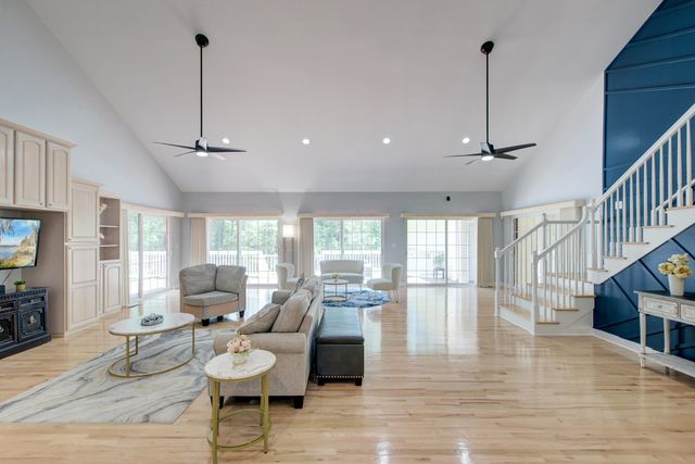 132 Cherrywood Drive, Summerville, SC 29483