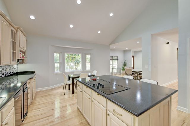 132 Cherrywood Drive, Summerville, SC 29483