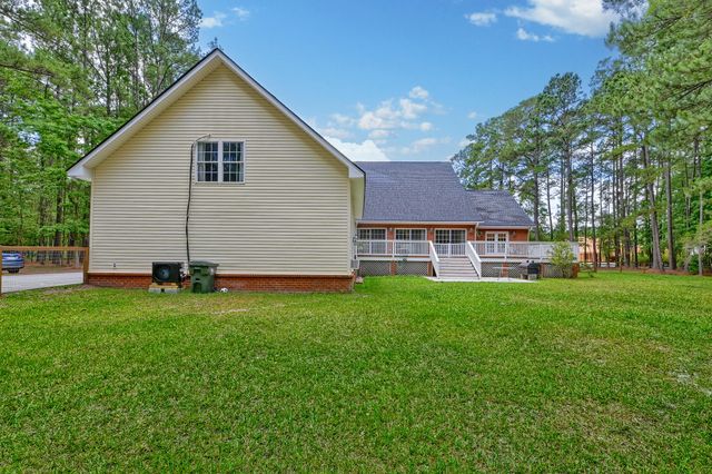 132 Cherrywood Drive, Summerville, SC 29483