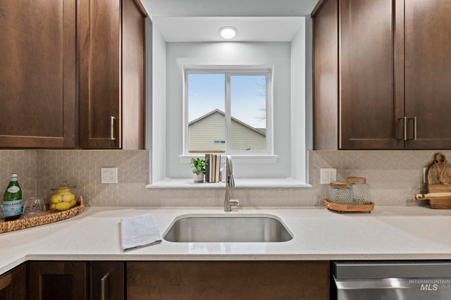 2257 W Pebblestone St, Meridian, ID 83646