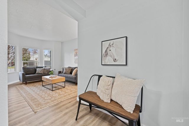 2257 W Pebblestone St, Meridian, ID 83646