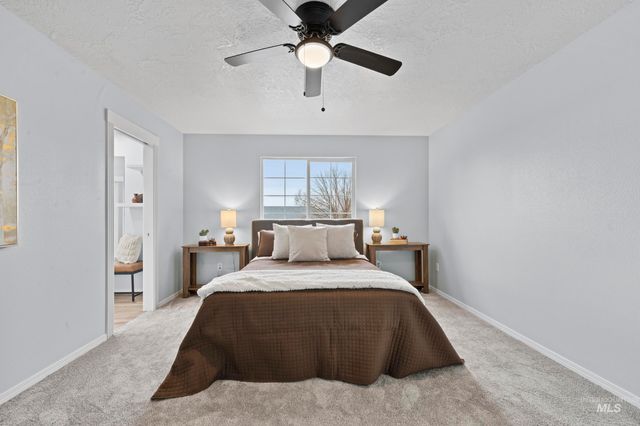 2257 W Pebblestone St, Meridian, ID 83646