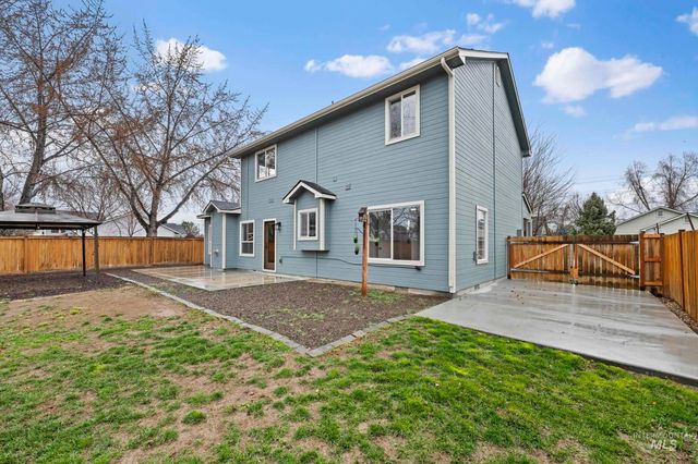 2257 W Pebblestone St, Meridian, ID 83646