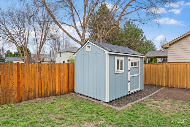 2257 W Pebblestone St, Meridian, ID 83646