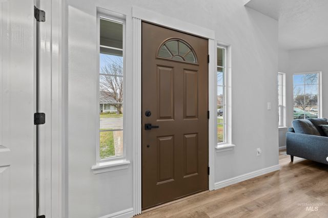 2257 W Pebblestone St, Meridian, ID 83646