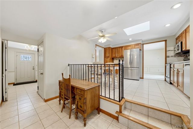 28 Bragg Court, Amherst, NY 14221