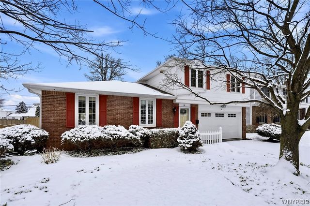 28 Bragg Court, Amherst, NY 14221