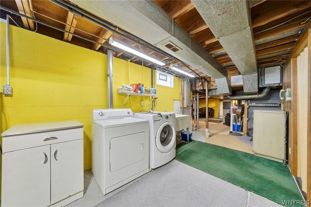 28 Bragg Court, Amherst, NY 14221