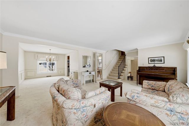 28 Bragg Court, Amherst, NY 14221