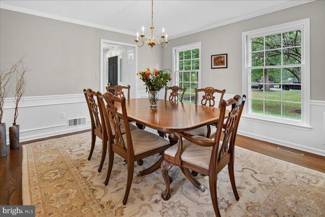 3 BLUE SPRUCE DR, Pennington, NJ 08534