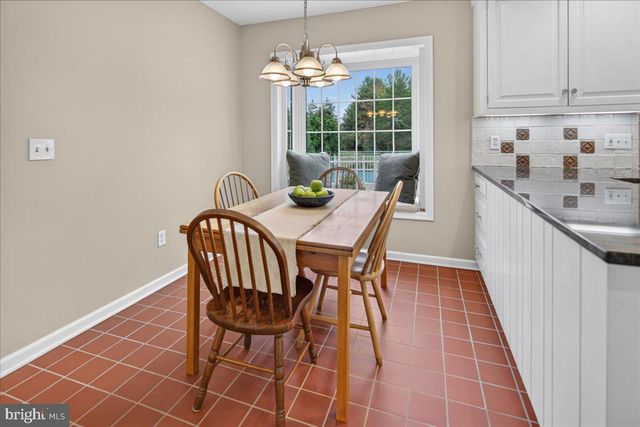 3 BLUE SPRUCE DR, Pennington, NJ 08534