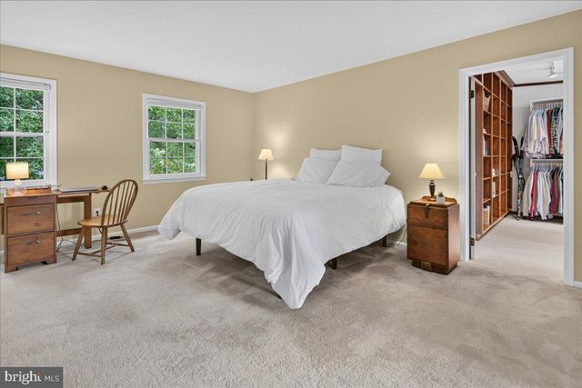 3 BLUE SPRUCE DR, Pennington, NJ 08534