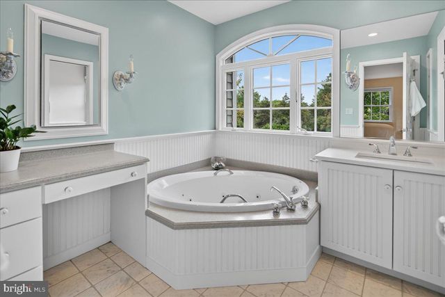 3 BLUE SPRUCE DR, Pennington, NJ 08534