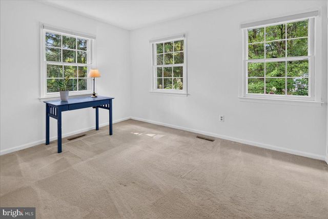 3 BLUE SPRUCE DR, Pennington, NJ 08534