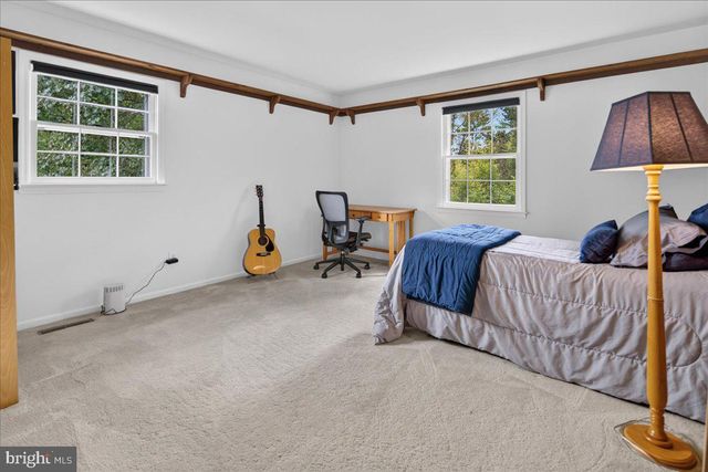 3 BLUE SPRUCE DR, Pennington, NJ 08534