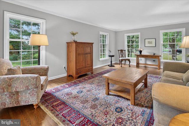 3 BLUE SPRUCE DR, Pennington, NJ 08534