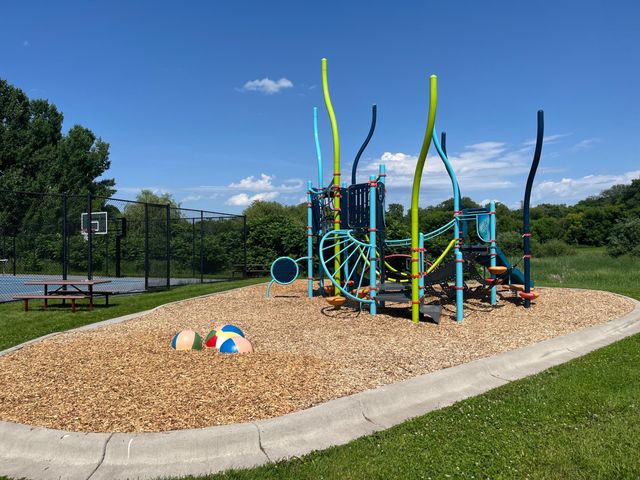 1009 Legacy Drive, Delano, MN 55328