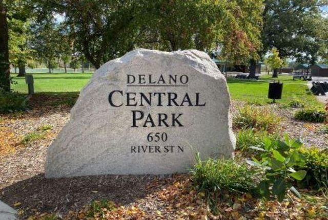 1009 Legacy Drive, Delano, MN 55328