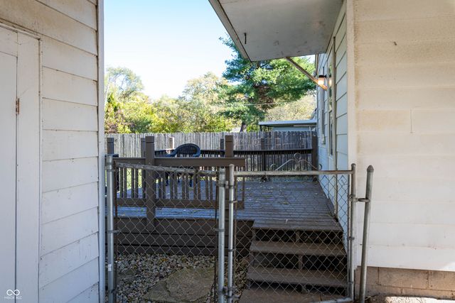 320 E 34th Street, Anderson, IN 46013