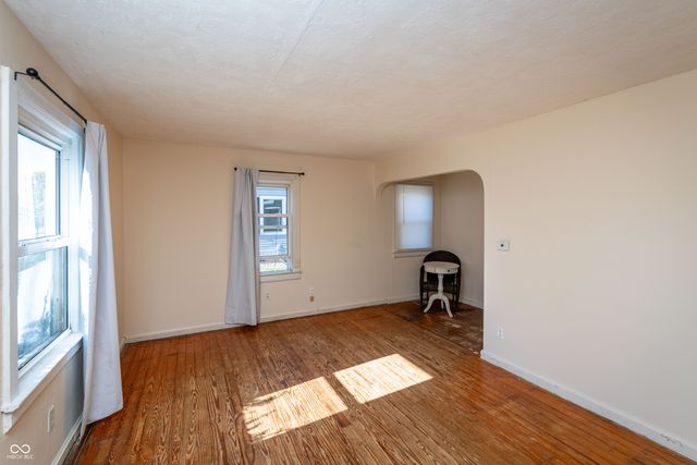 320 E 34th Street, Anderson, IN 46013