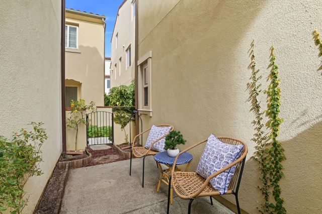 582 Ginkgo Terrace, Fremont, CA 94539