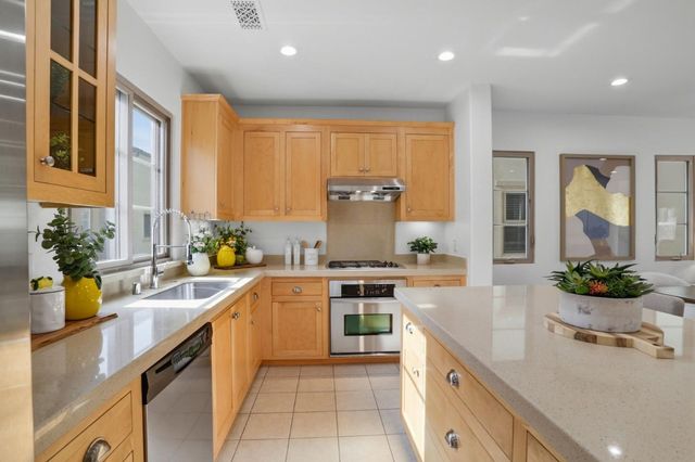 582 Ginkgo Terrace, Fremont, CA 94539