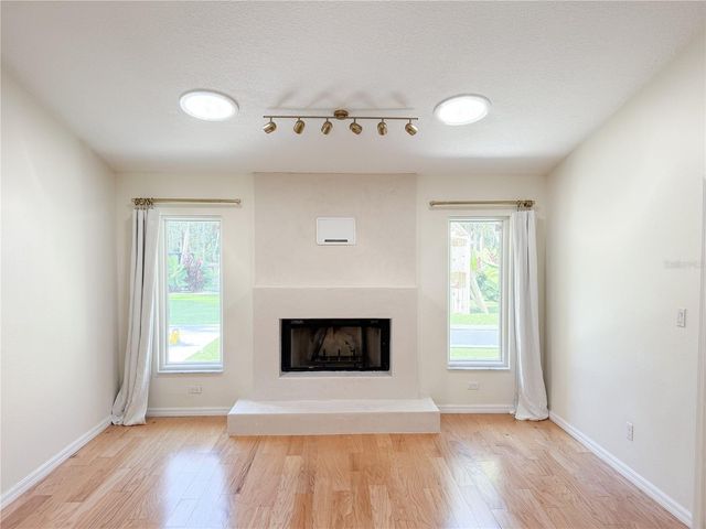 33943 E LAKE JOANNA DRIVE, Eustis, FL 32736