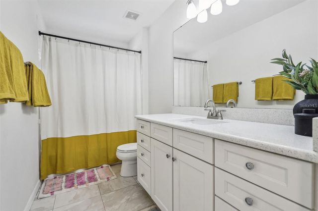 33943 E LAKE JOANNA DRIVE, Eustis, FL 32736