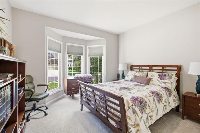 7645 W 149th Street, Overland Park, KS 66223