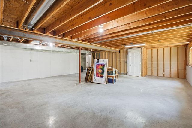 7645 W 149th Street, Overland Park, KS 66223