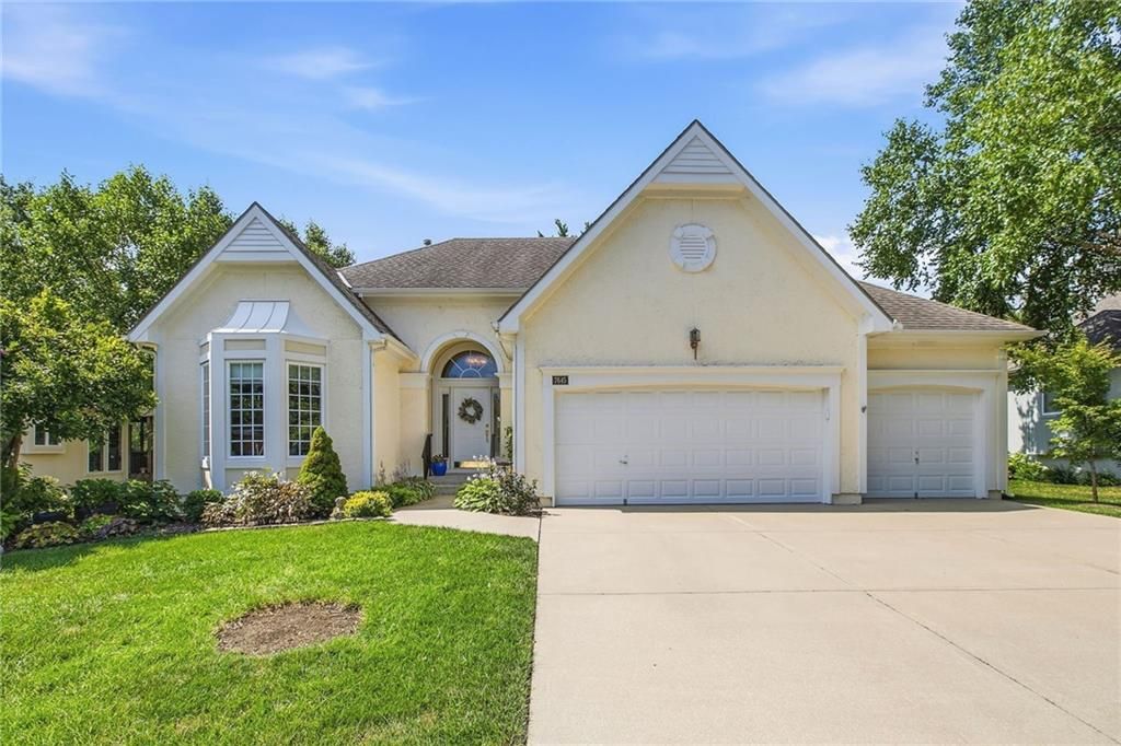 7645 W 149th Street, Overland Park, KS 66223