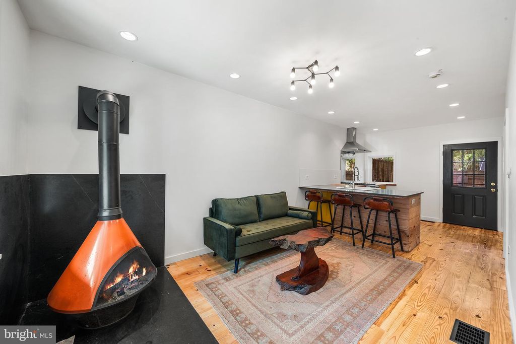 133 W DUVAL ST, PHILADELPHIA, PA 19144 — photo 5