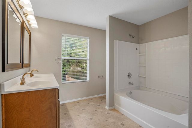6432 Paradise Valley Road, Fort Worth, TX 76112