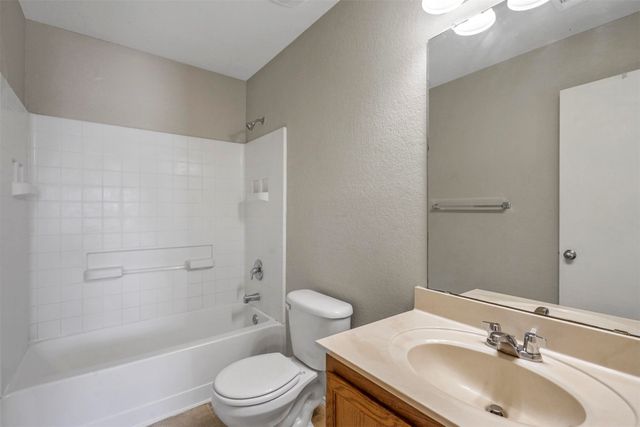 6432 Paradise Valley Road, Fort Worth, TX 76112