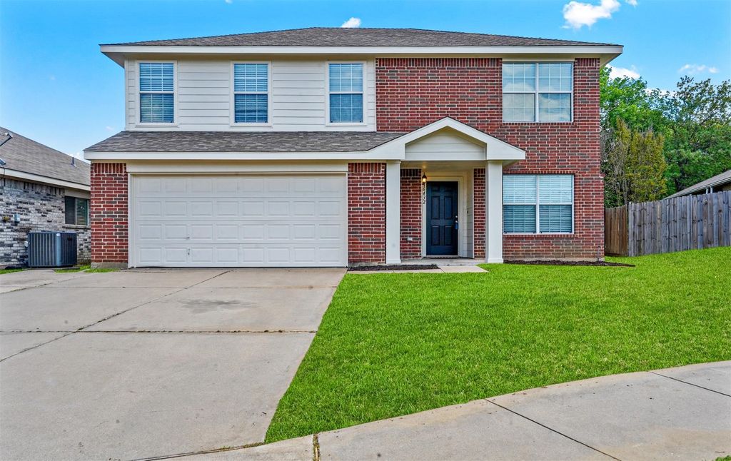 6432 Paradise Valley Road, Fort Worth, TX 76112