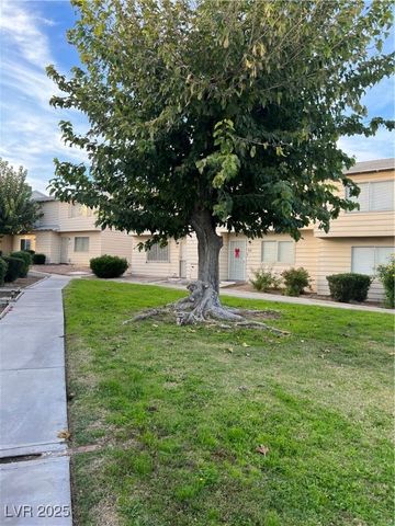 5002 Larkspur Street, Las Vegas, NV 89120